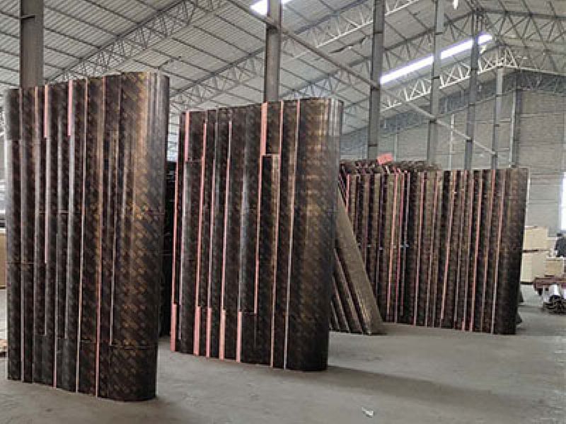 ��β�A��ģ��S��,��β����ģ�嶨�ƃr(ji��)��