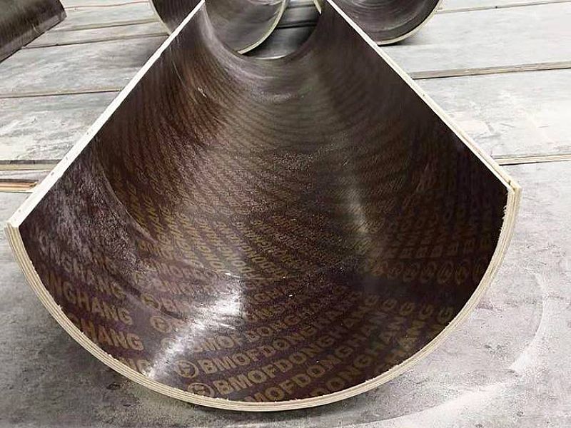 �е��R�A��ģ��S��,�A����ģ�嶨�ƃr��